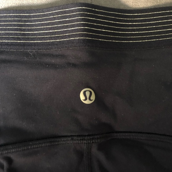 Lululemon Black Leggings - Picture 5 of 6